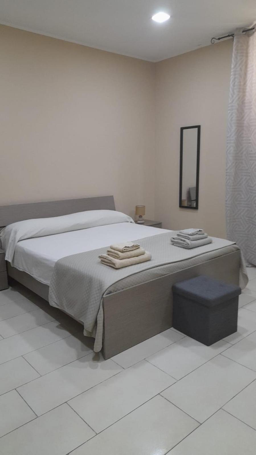 76 Avenue Suites Wi-Fi - Shuttle Reggio di Calabria Eksteriør billede