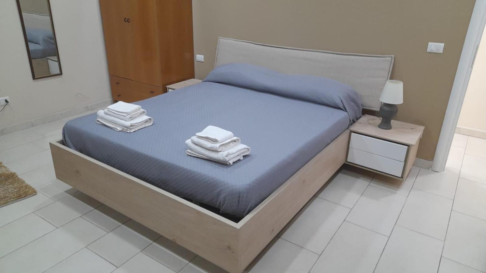 76 Avenue Suites Wi-Fi - Shuttle Reggio di Calabria Eksteriør billede