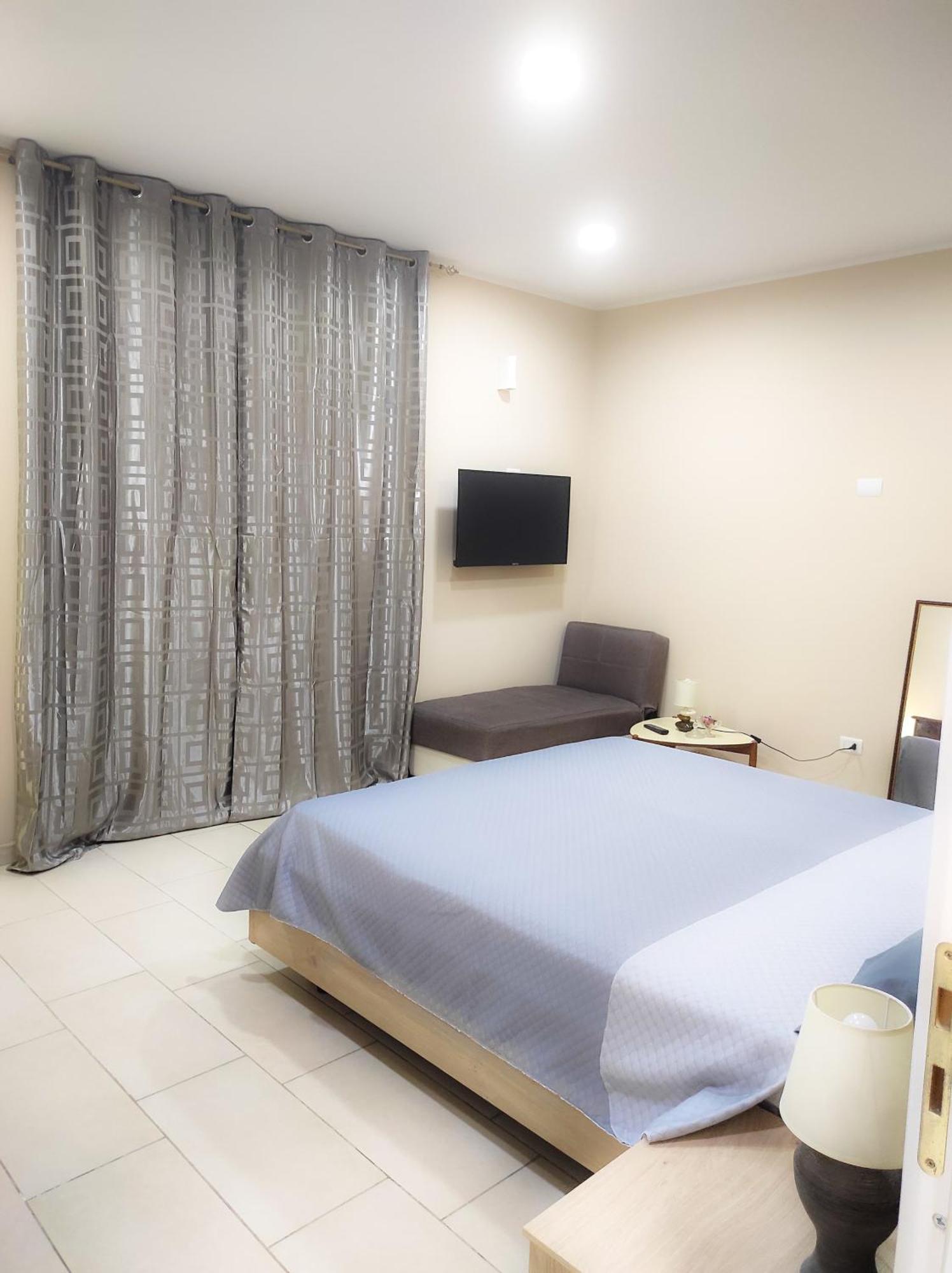 76 Avenue Suites Wi-Fi - Shuttle Reggio di Calabria Eksteriør billede