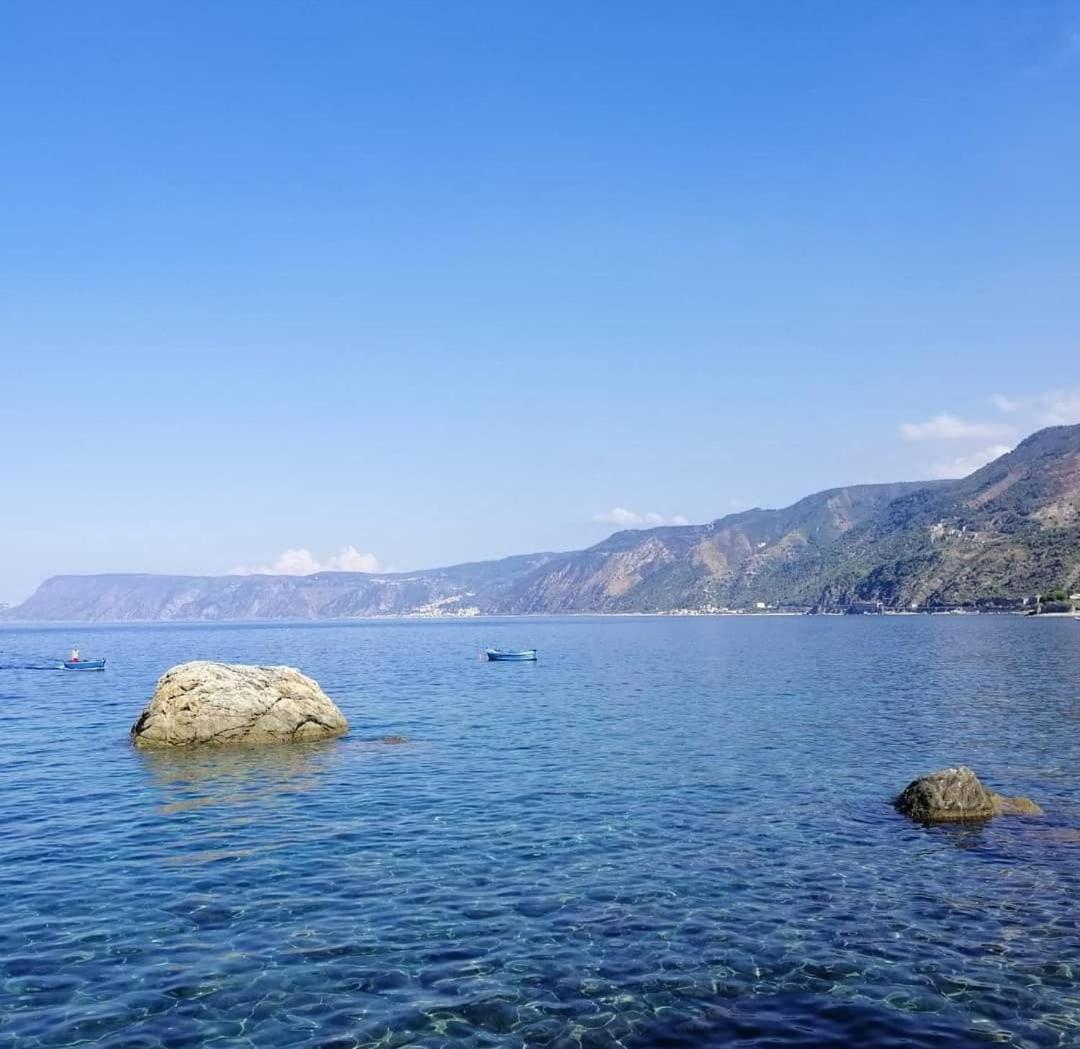 76 Avenue Suites Wi-Fi - Shuttle Reggio di Calabria Eksteriør billede
