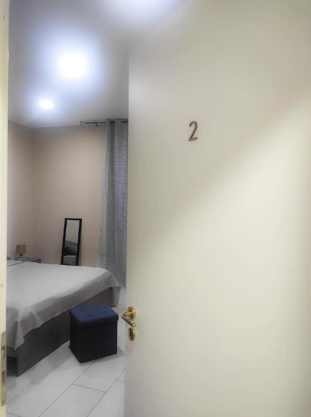 76 Avenue Suites Wi-Fi - Shuttle Reggio di Calabria Eksteriør billede